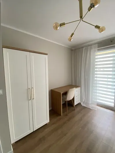 Wynajmę duży nowy pokój z balkonem - miniatura 3