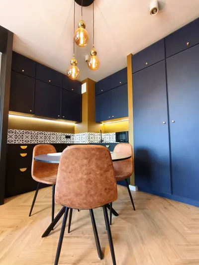 Nowoczesne mieszkanie 31 m² z dużą loggią/balkonem, miejscem garażowym i blisko morza. Wynajem krótkoterminowy Oferujemy komfortowe, w pełni wyposa - miniatura 5