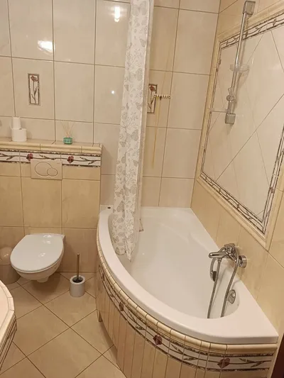Wynajem mieszkania 2 pokojowe 52 m2 - miniatura 3