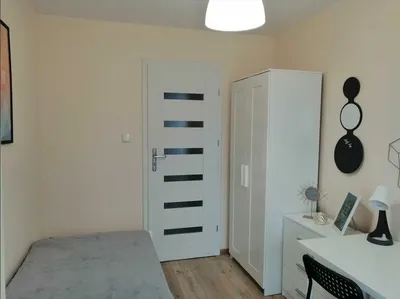 Pokój 1-os z balkonem, obok Wydz. Medyczny URz, Rejtana, Millenium Hall - miniatura 3