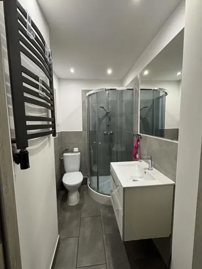 Wynajme mieszkanie 2 pokoje 52m2 - miniatura 4