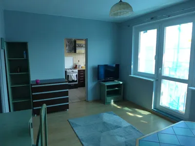 32 m2 widna kuchnia, garderoba dobra lokalizacja, Miejsca parkingowe 1100 plus opłaty - miniatura 2
