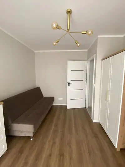 Wynajmę duży nowy pokój z balkonem - miniatura 2
