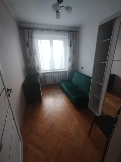 Pokoj jednoosobowy do wynajęcia przy centrum 700(czynsz,woda,ogrzewanie zawarte) - miniatura 4
