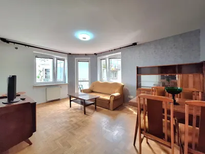 Saska Kępa ul. Marokańska, 3 oddzielne pokoje widna kuchnia 70m², balkon - miniatura 5