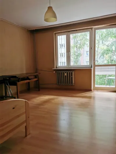 Pokoje 17 m2 z balkonem i 7 m2 Kraków os. Podwawelskie