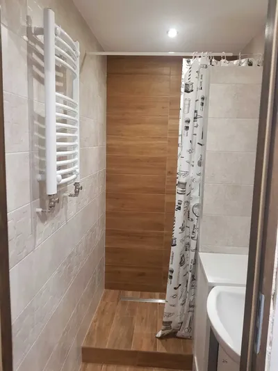 Wynajmę pokój w ścisłym centrum w 3 pokojowym mieszkaniu - miniatura 4