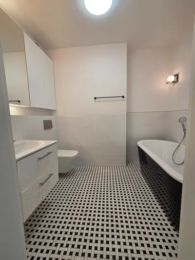 Piękny i wygodny 4-pokojowy apartament przy Płochocińskiej z garażem - miniatura 5
