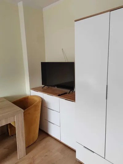 Kawalerka bez czynszu i dodatkowych opłat , ciepła i przytulna - miniatura 4