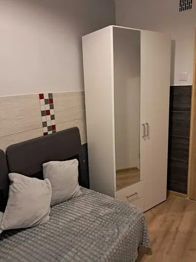 Warszawa Praga Pn ul. Radzymińska 68/72 do wynajęcia od zaraz 4 pokoje - miniatura 2