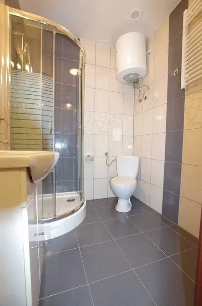 BEZCZYNSZOWE, Centralne Ogrzewanie, Centrum ścisłe - miniatura 5