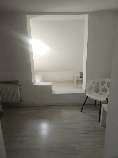 Wynajmę mieszkanie w centrum Torunia - miniatura 2