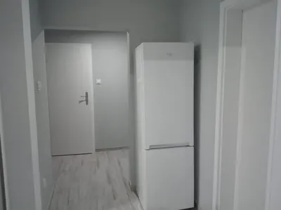 Wynajmę 4 pokojowe mieszkanie - miniatura 4