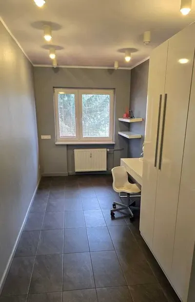 Przyjemne i funkcjonalne mieszkanie 2-pokojowe na os. Pod Lipami - miniatura 4