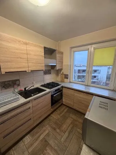Umeblowany, gotowy do wprowadzenia przytulny pokój 11 m² Gdańsk Zaspa - miniatura 4