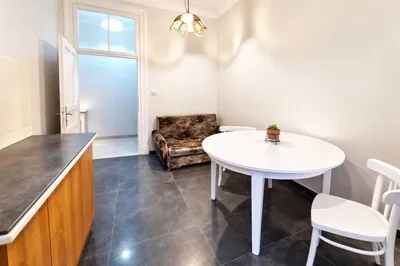 Stare Miasto Siemiradzkiego dwupokojowe 2000 PLN - miniatura 2