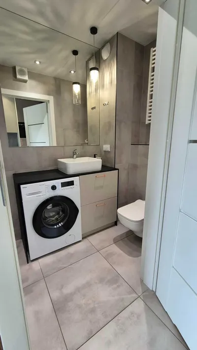 Do wynajęcia kawalerka w śwetnej lokalizacji - miniatura 4