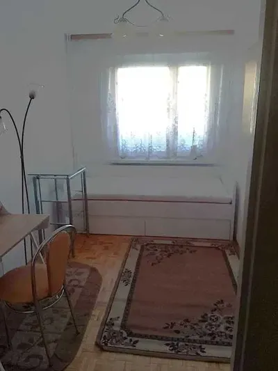 Mieszkanie na wynajem- 40 m2 - 1150 zł m-c - miniatura 3