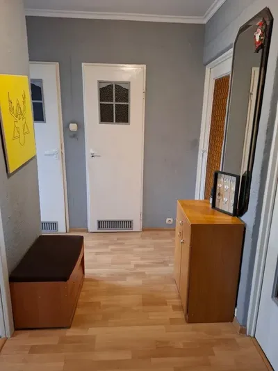 Wynajmę mały przytulny pokój dla studentki - miniatura 5