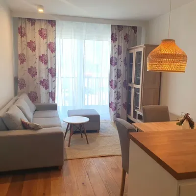 wynajmę mieszkanie 44m2 Praga Płd. nowy apartamentowiec 20 min. od centrum - miniatura 2