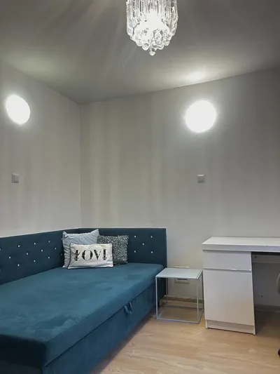 Pokój w domu Rzeszów zalesie dla dziewczyny - miniatura 2