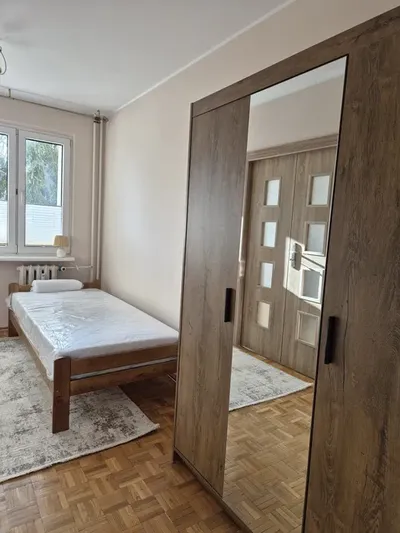 Słonieczne 4-pokojowe mieszkanie w świetnej lokalizacji - miniatura 5