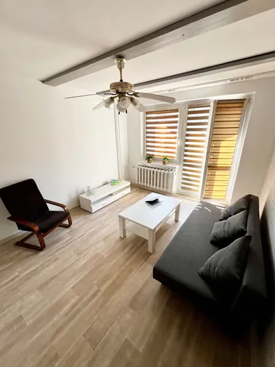 2/3 wolne pokoje, super lokalizacja, blisko UE, Strefa Kultury - miniatura 2