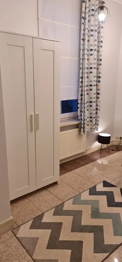 Gumed, PG UG- DAMSKI pokój 1 os. Wrzeszc Ul.Danusi - miniatura 3