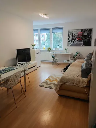 W nowej kamienicy 77m2 3pokoje i salon Powiśle Al 3 Maja - miniatura 3