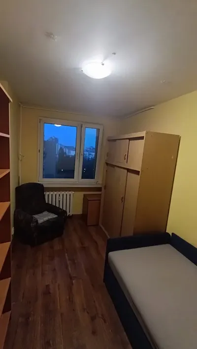Wynajmę pokój dla kobiety dziewczyny najlepiej z Ukrainy Wrocław ul Hynka - miniatura 2