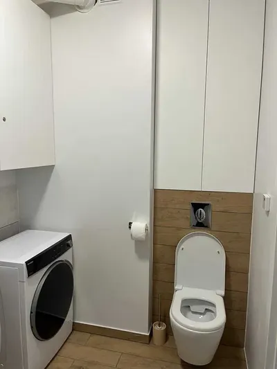 Wynajem mieszkania Powstańców Listopadowych - miniatura 3