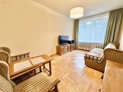Trzypokojowe mieszkanie przy Łazienkach Królewskich, Mokotów - miniatura 4