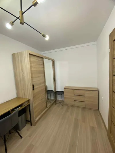 Pokój w centrum - miniatura 5