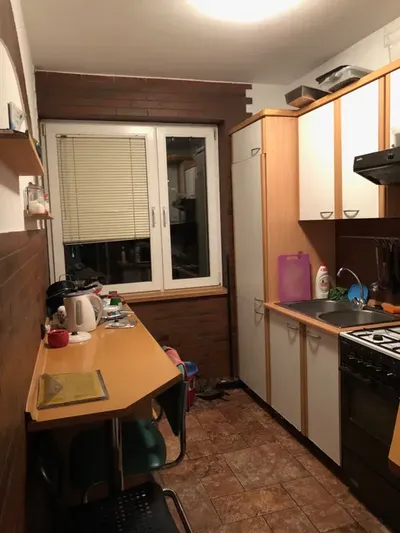 Pokój dla spokojnej osoby pracującej, blisko Poznań Plaza/Комната для спокойного работающего человека, недалеко от Poznań Plaza - miniatura 4