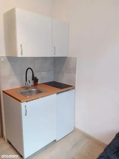 pokój z aneksem kuchennym 15m2 - Jagiellońska Szczecin |BEZ PROWIZJI!+10% TANIEJ za pierwszy miesiąc!| - miniatura 4