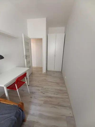 Pokoj do wynajecia, Lodz. Super lokalizacja. - miniatura 2
