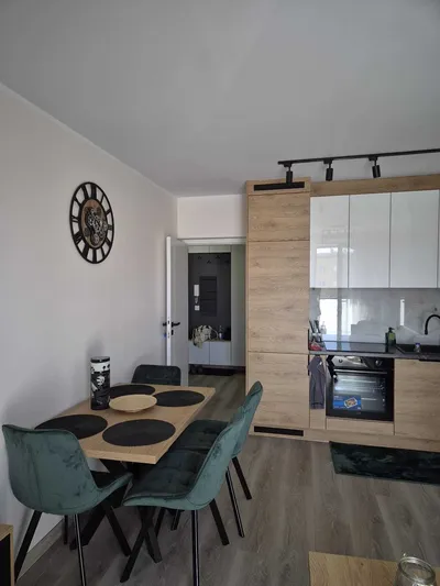Nowe M3 - 40 m2 Blok II PIiętro Winda Balkon Powst.Warszawy 4 Byd. - miniatura 3
