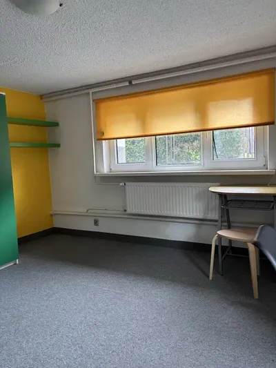 Pokój 1-osobowy dla studentki – blisko Miasteczka Akademickiego - miniatura 4
