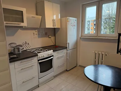 Duży pokój z balkonem - ul. Ofiar Katynia. - miniatura 2