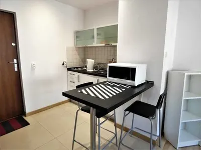 2 pokoje, spokojna okolica, skwer, 11 Listopada 9, BRAK PROWIZJI - miniatura 3