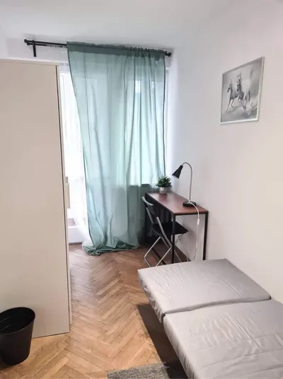 Pokój z balkonem jedynka przy AGH