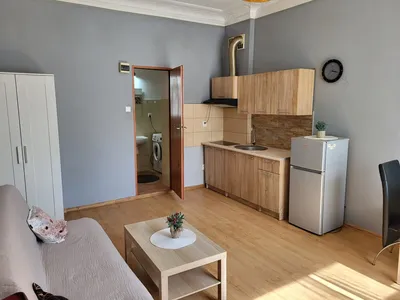 Kawalerka 1450 zl.w centrum bez posrednikow od zaraz. - miniatura 3