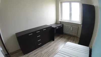 Pokój jednoosobowy do wynajęcia obok Silesii. Niskie opłaty. Od 1 lipca - miniatura 2