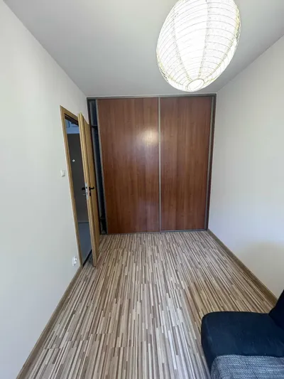 Wynajmę dwupokojowe mieszkanie - miniatura 4