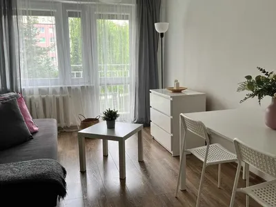 Pokój 1 z 3 z balkonem 1 piętro Poznań os. Zwycięstwa - miniatura 4