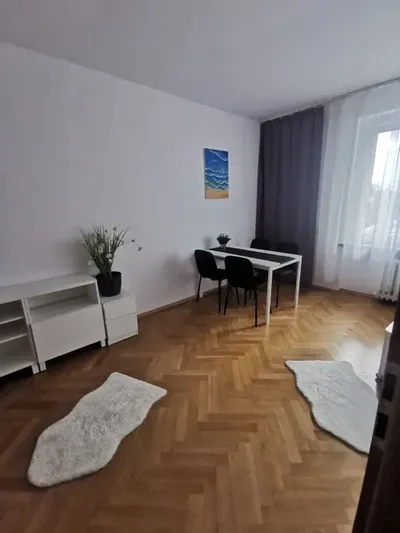 Wynajmę mieszkanie w centrum Torunia - miniatura 2
