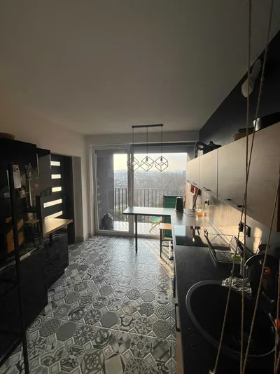 Pokój na wynajem/ Mały Płaszów Myśłiwska 66 [2 łazienki 4 pokoje balkon] - miniatura 2