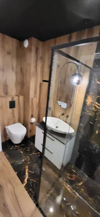 Mieszkanie 30 m2, umeblowane, wyposażone, miejsce parkingowe - miniatura 4