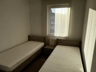 Na wynajem bez prowizji 3 pokoje z miejscem parkingowym - miniatura 5
