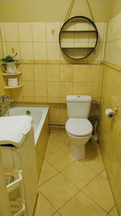 OKAZJA!! Kawalerka blisko centrum/uczelni/komunikacji miejskiej - miniatura 4
